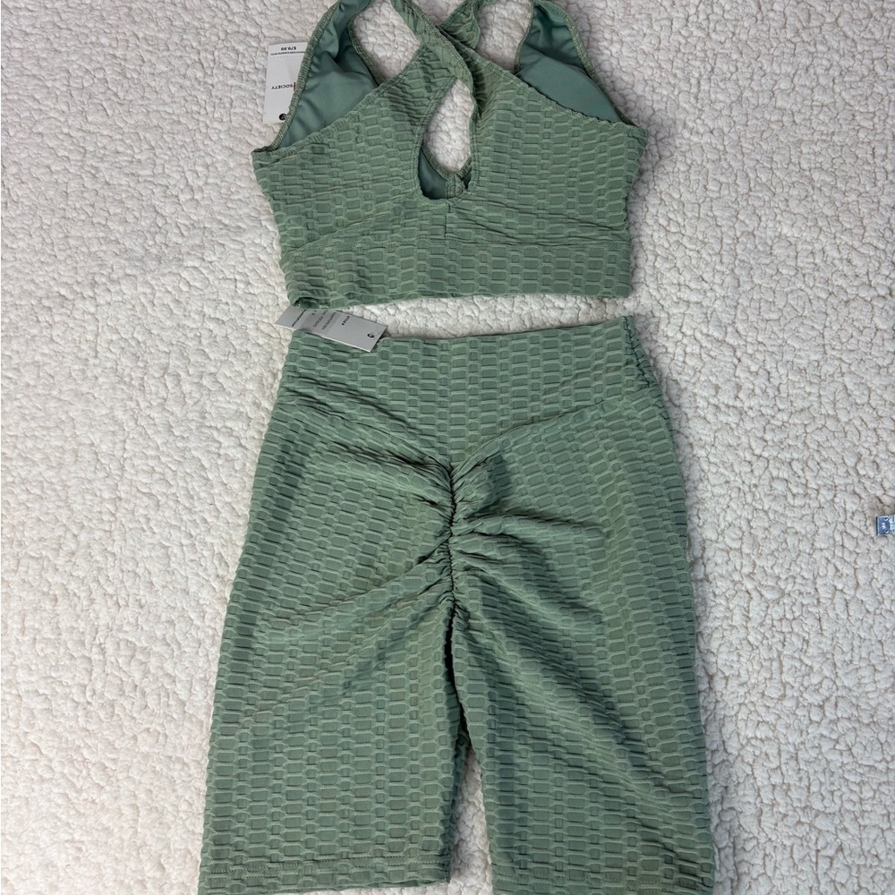 Society Green Crop Top - Picture 9 of 12